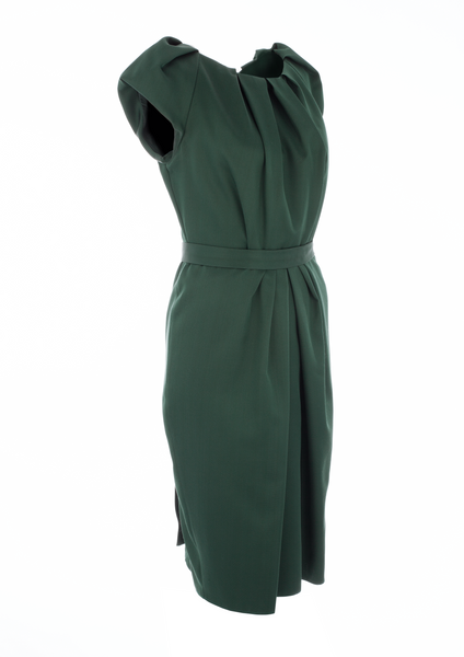 Kleid mit Falten
